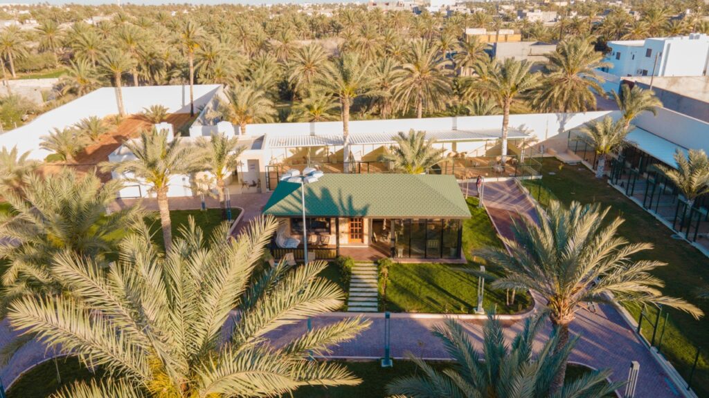 allglass cottage pics1