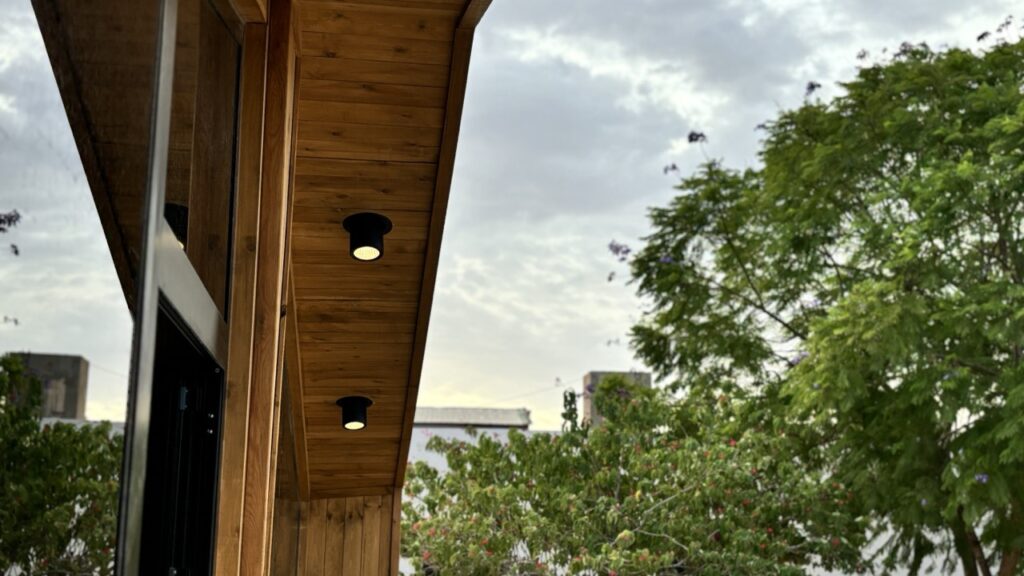 front glass cottage19 Large