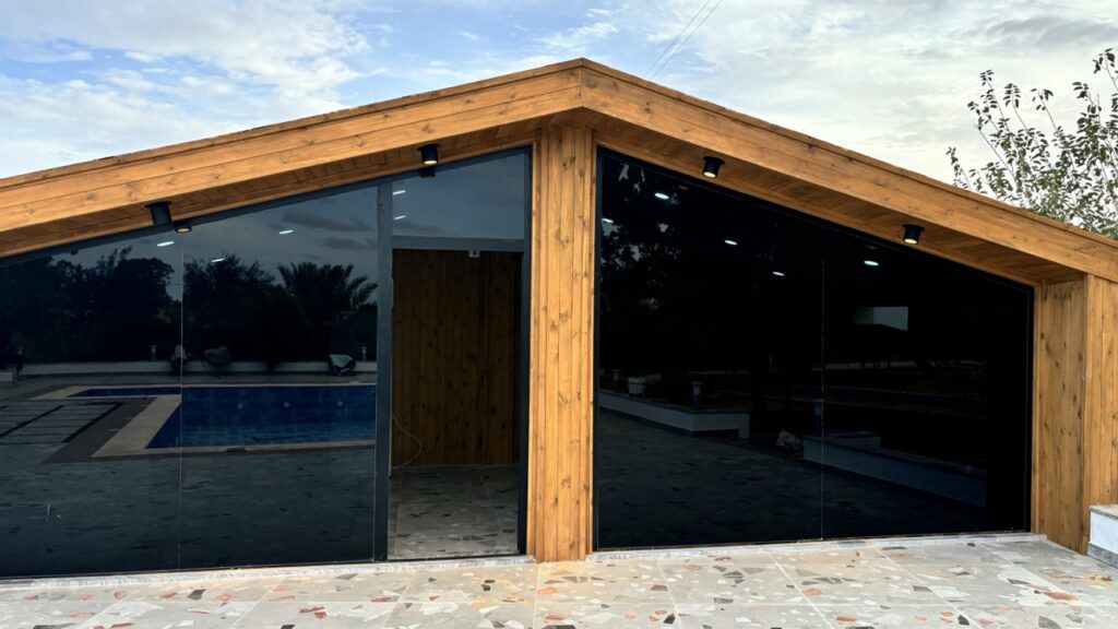 front glass cottage30 Large